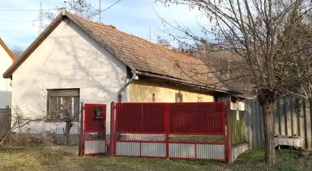 Eladó családi ház, Hatvan 2+1 szoba 80 m² 21.2 M Ft