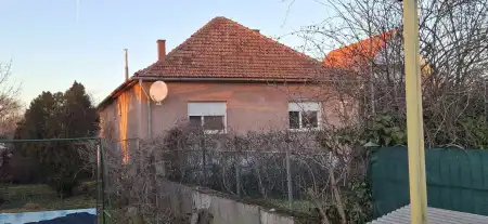 Eladó családi ház, Lőrinci 3 szoba 105 m² 38.2 M Ft