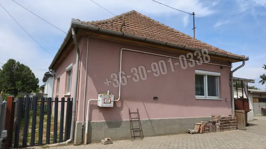 eladó családi ház, Lőrinci