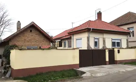 Eladó családi ház, Rózsaszentmárton 3+1 szoba 167 m² 59.3 M Ft