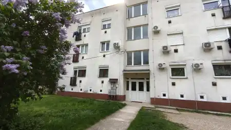 Eladó téglalakás, Petőfibánya 2+1 szoba 63 m² 33.9 M Ft